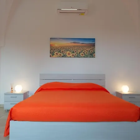 I Trulli Di Mina - Lamia Fresia * Locorotondo